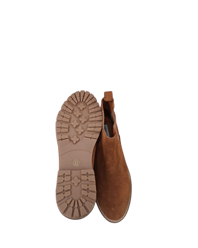 Gentle Worn Steve Madden Shoes