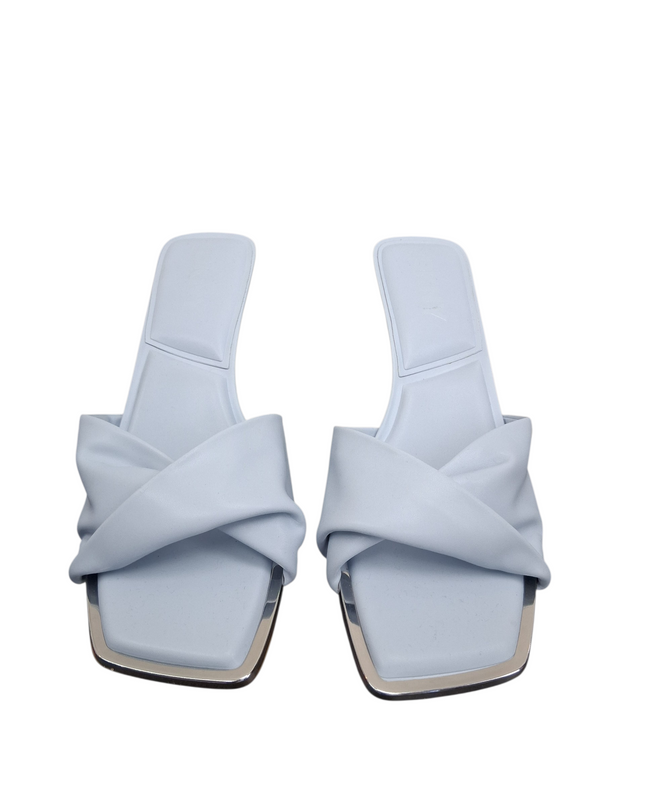 brand new dkny sandals size 10